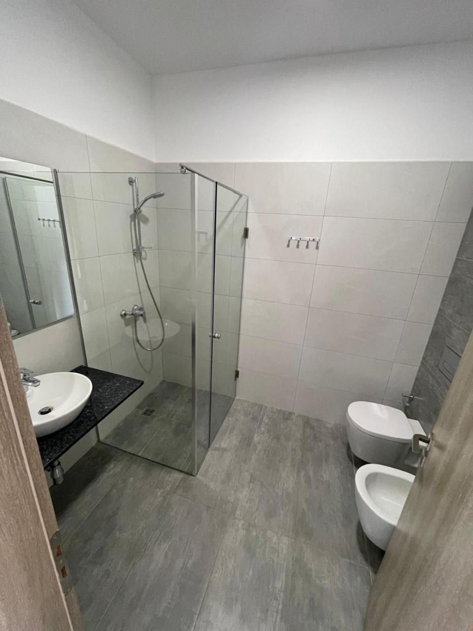 Kristina Bellavista Rooms Sarandë Exterior foto